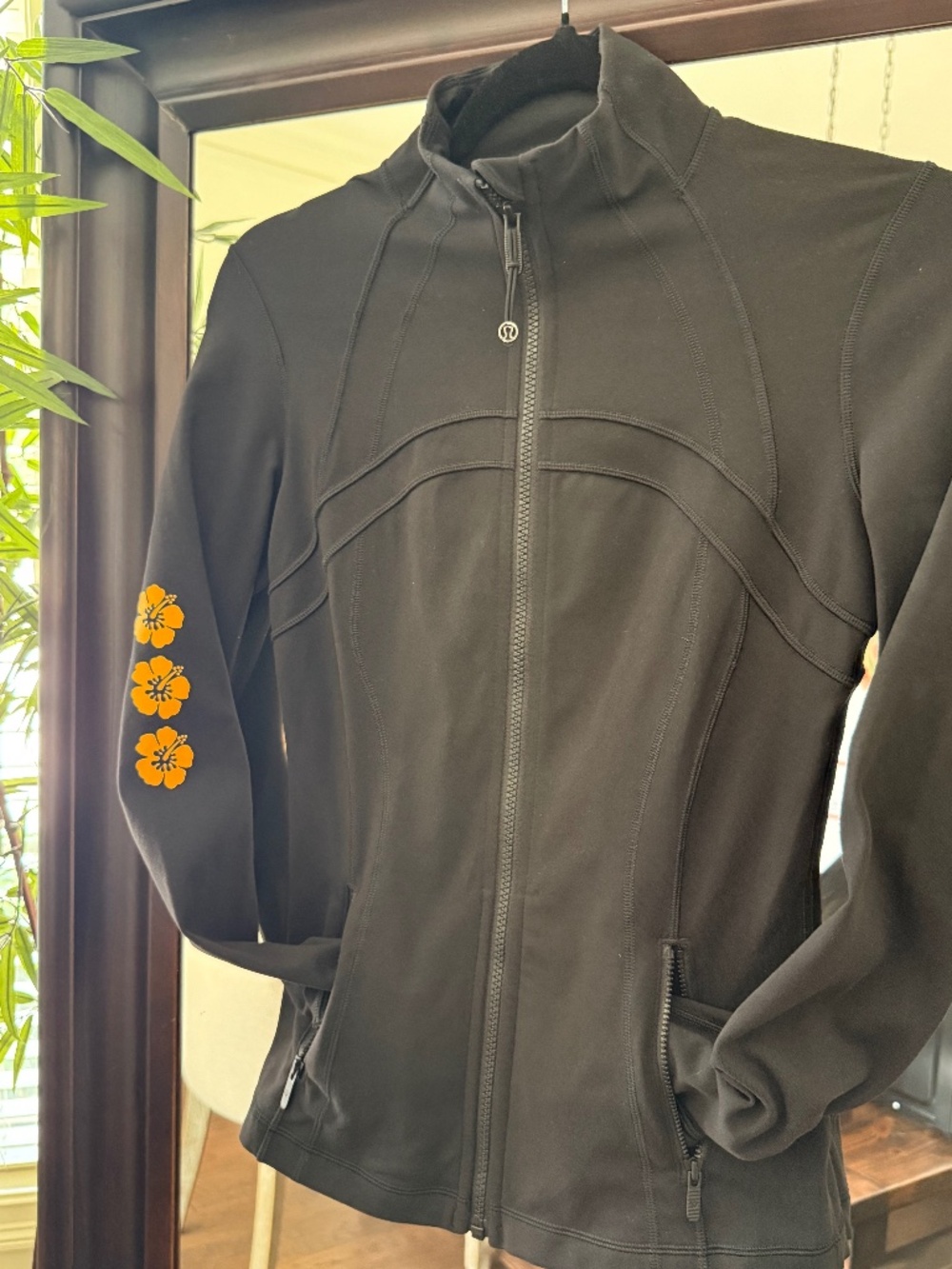 Lululemon Define Jacket Nulu - Hawaii Hibiscus Exclusive (Size 4)